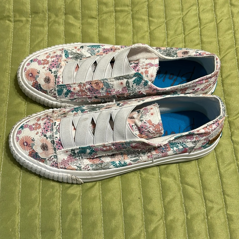 Blowfish slip on sneakers